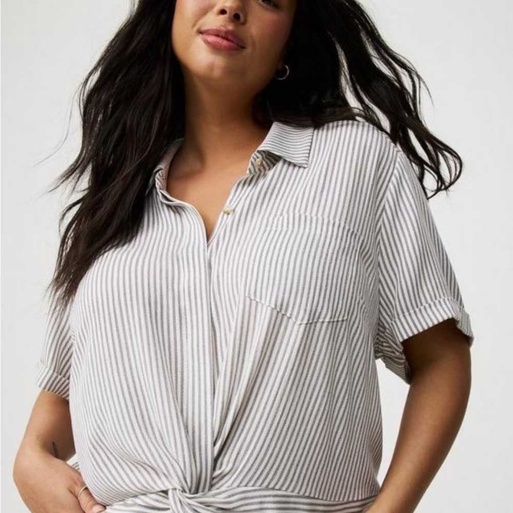Torrid Gray Striped Button-Up Blouse